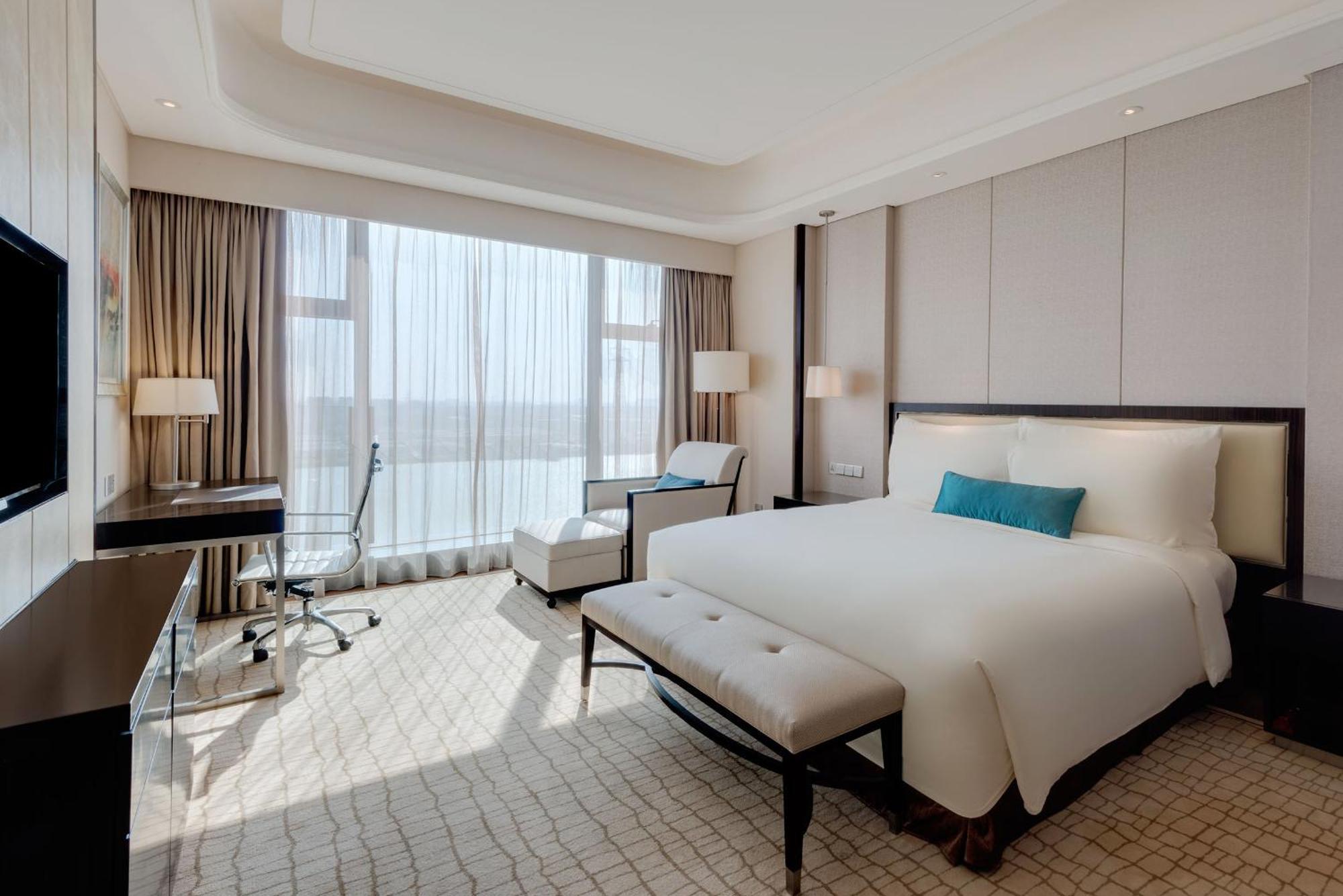 Crowne Plaza Guangzhou Zengcheng By Ihg- Canton Fair Free Shuttle Bus Bagian luar foto